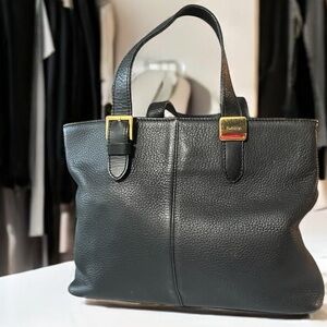 EUC Vintage Burberrys Black Pebbled Leather Bag with Nova Check Interior